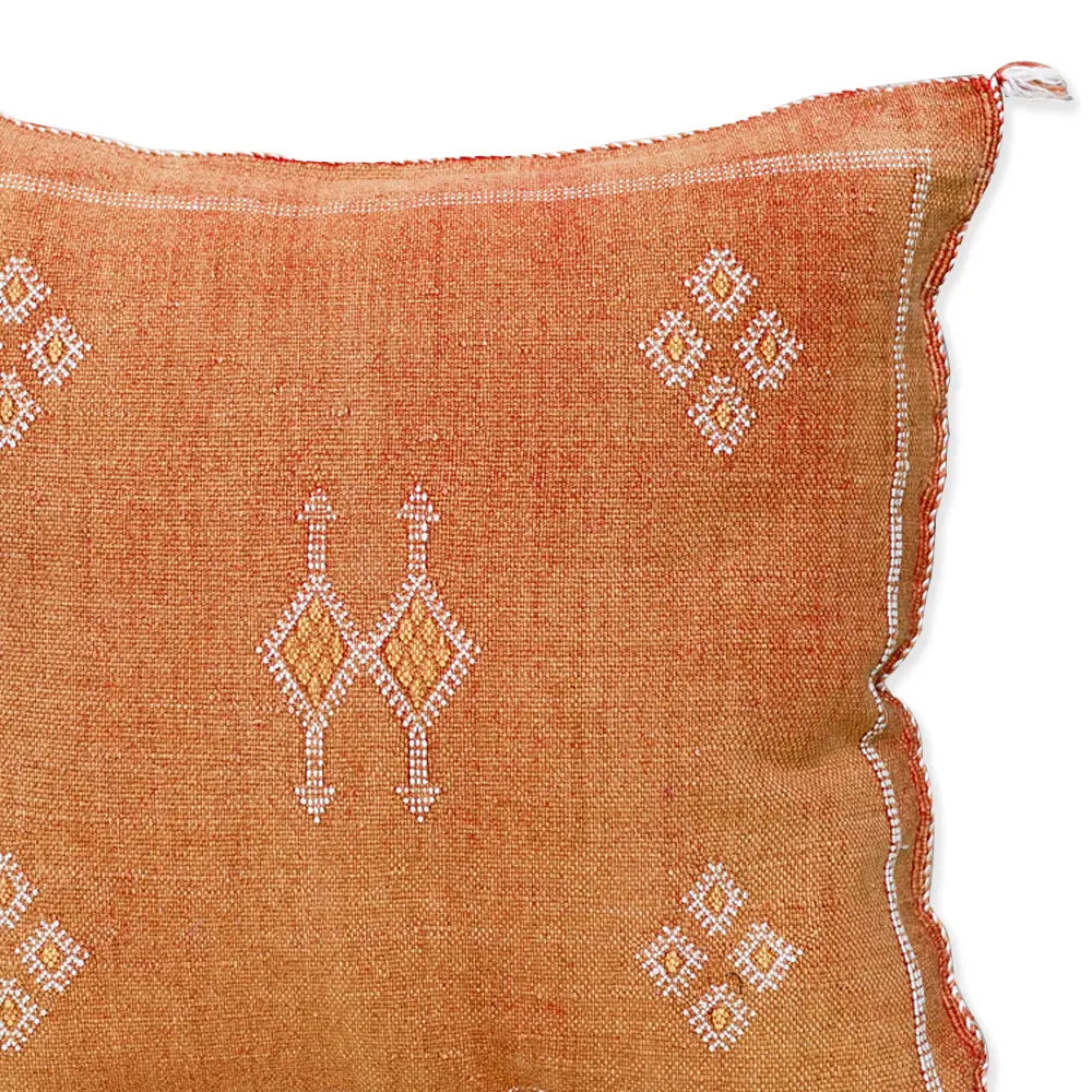 Coussin en soie de cactus "Sabra" ocre