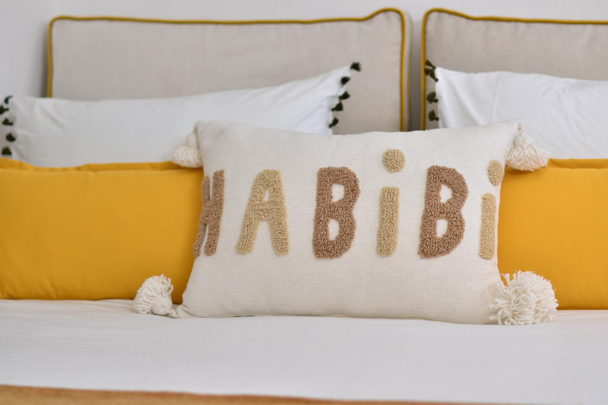Coussin Brodé HABIBI beige