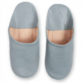 Babouches souples en cuir gris fait main