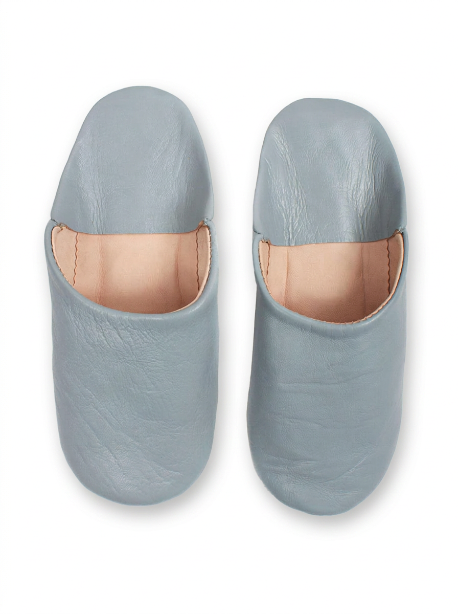 Babouches souples en cuir gris fait main